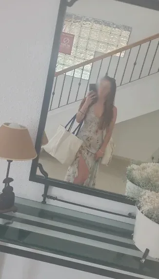 Anja, 28