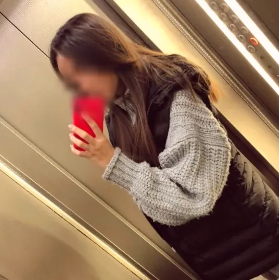 Celina, 31