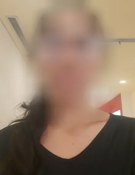 Jacqueline, 39