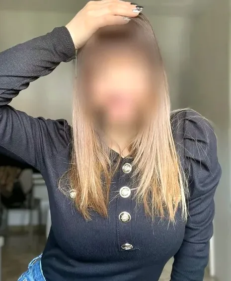 Jacqueline, 37