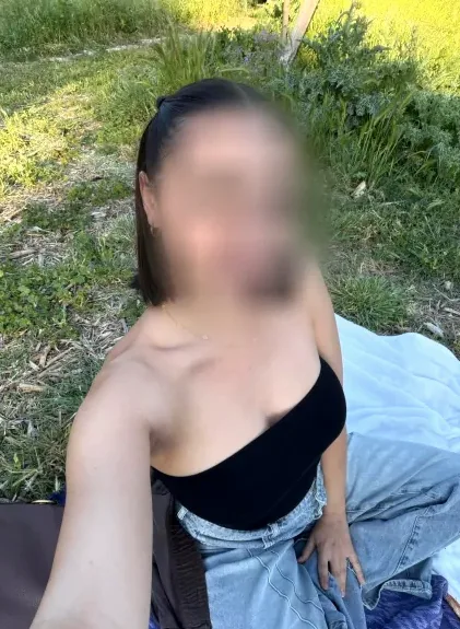 Jasmin, 30