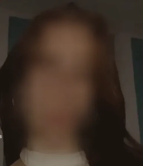 Juliane, 20