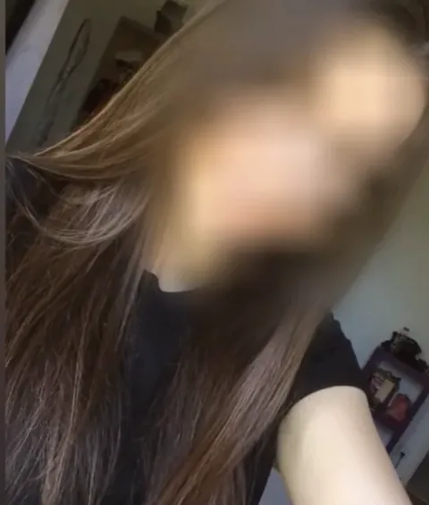 Laura, 28