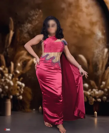 Luisa, 29