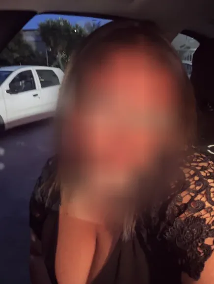 Pauline, 40
