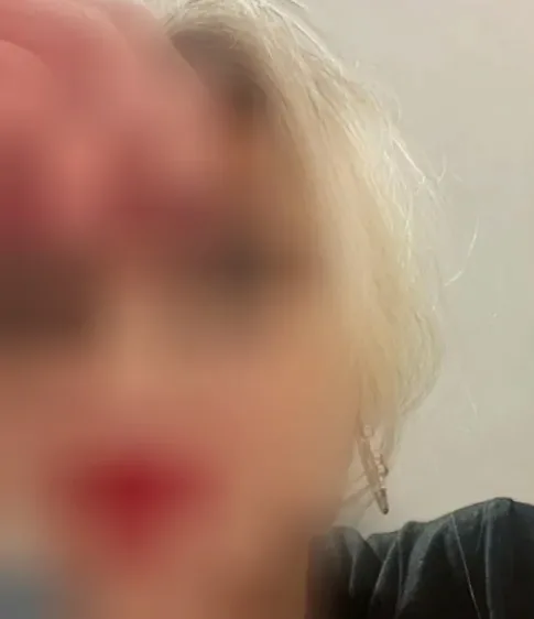 Romy, 32