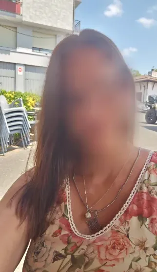 Simone, 39