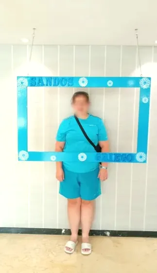 Sophie, 35
