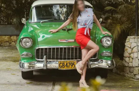 Verena, 32